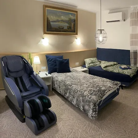 Renthouse Guest Loreen * Пайде