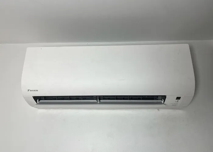 Renthouse Guest Loreen بايده