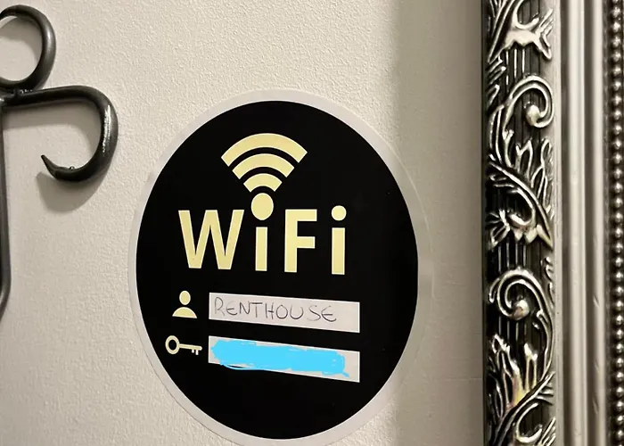 شقة Renthouse Guest Loreen